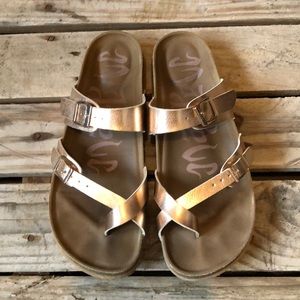 rose gold faux leather slip on sandals